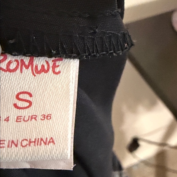 ROMWE Asymmetrical Plaid Skirt with Buckle Detail - Picture 7 of 7